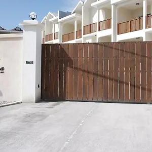 luxury-2br-home-facing-beach-w-pool-montego-bay-4.comcaribbean.com/